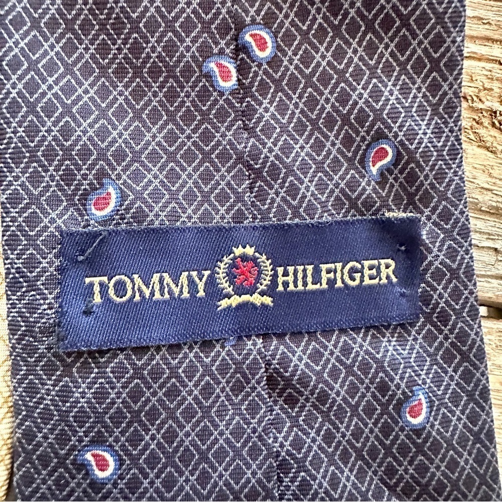 Tommy Hilfiger 100% Silk Paisley Tie Black O/S - Picture 4 of 5